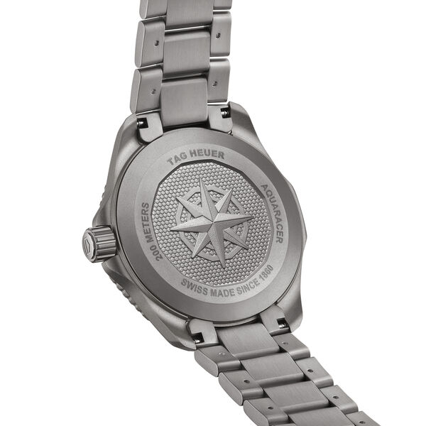 Aquaracer Professional 200 40 mm Solargraph en titane